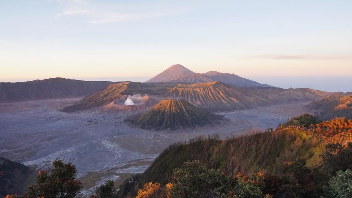 Detail Gambar Pemandangan Gunung Bromo Nomer 12