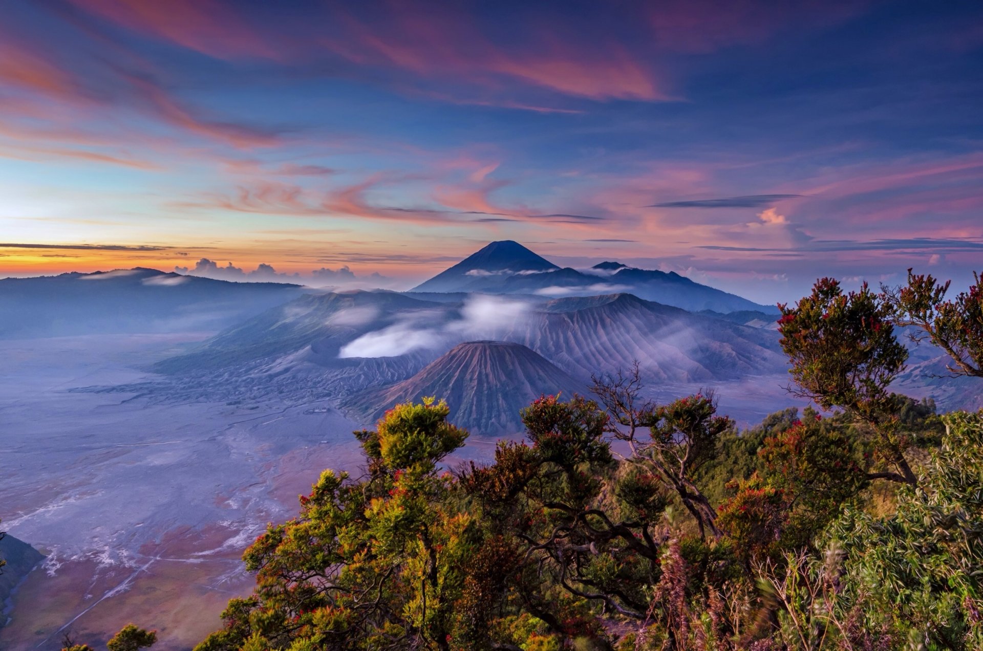 Detail Gambar Pemandangan Gunung Bromo Nomer 24