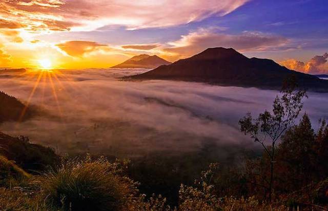 Detail Gambar Pemandangan Gunung Di Pagi Hari Nomer 18