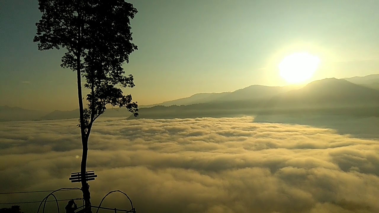 Detail Gambar Pemandangan Gunung Di Pagi Hari Nomer 33