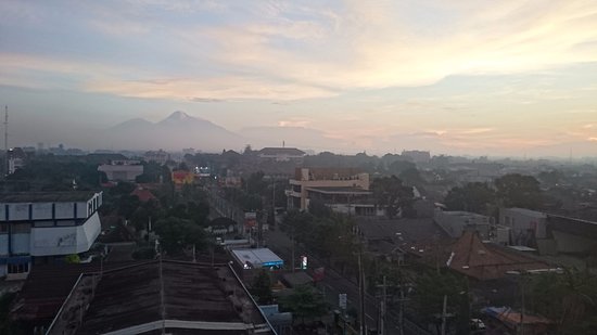 Detail Gambar Pemandangan Gunung Merapi Nomer 35