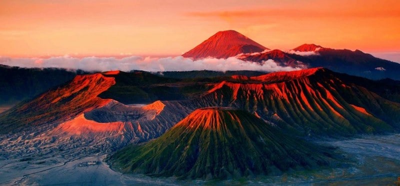 Detail Gambar Pemandangan Gunung Yang Indah Nomer 25