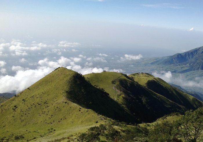 Detail Gambar Pemandangan Gunung Yang Indah Nomer 44