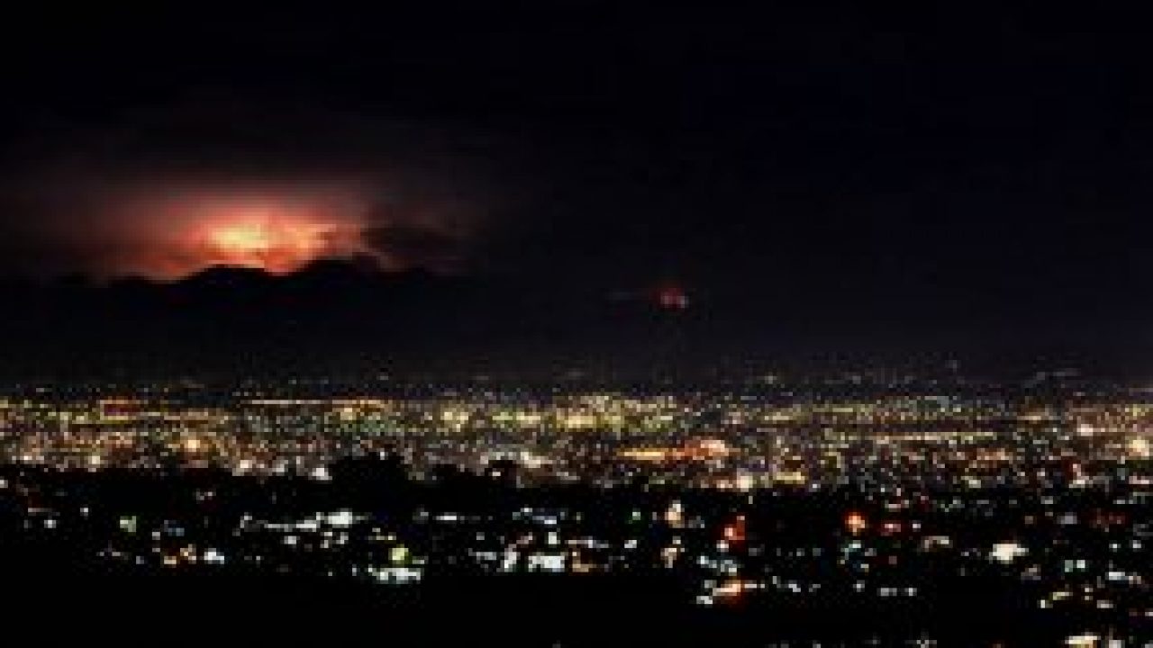 Detail Gambar Pemandangan Indah Malam Hari Nomer 32