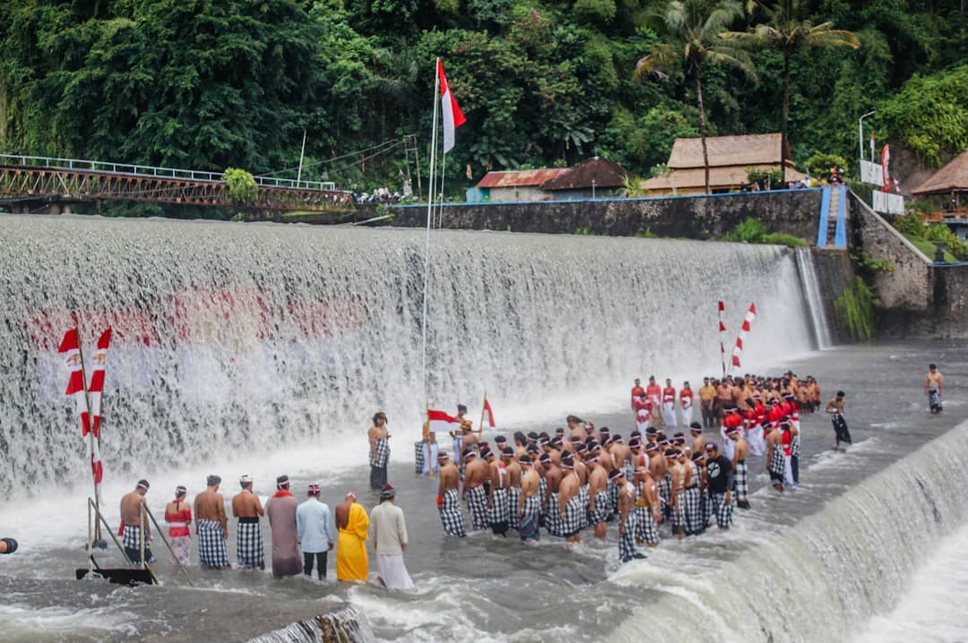 Detail Gambar Pemandangan Indah Merah Putih Indonesia Nomer 22