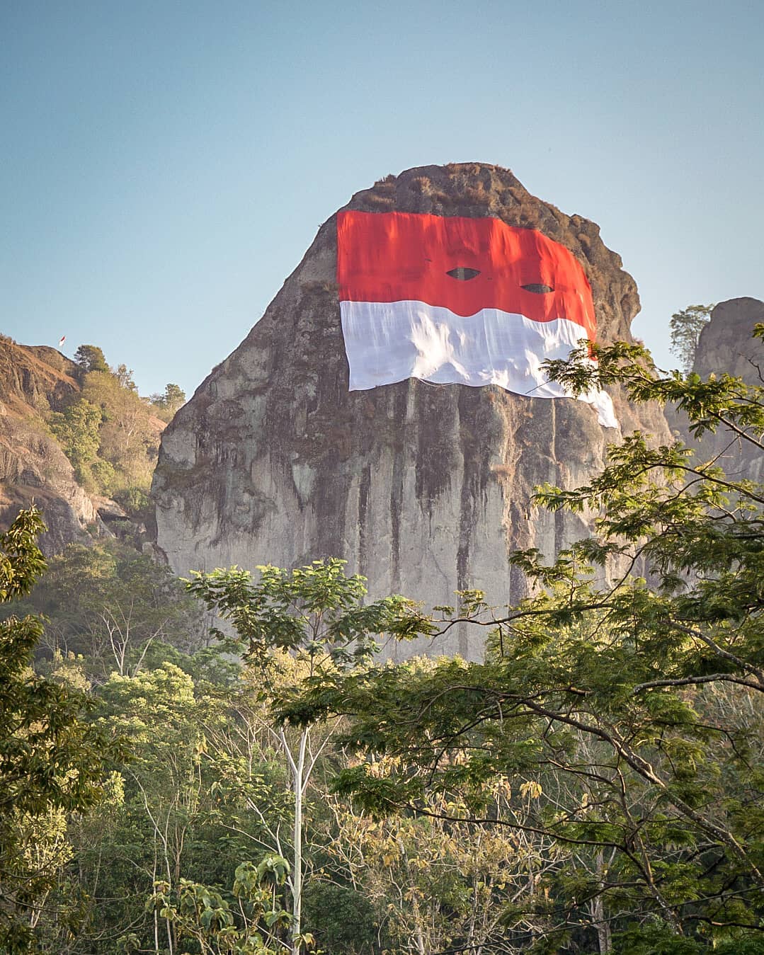 Download Gambar Pemandangan Indah Merah Putih Indonesia Nomer 5