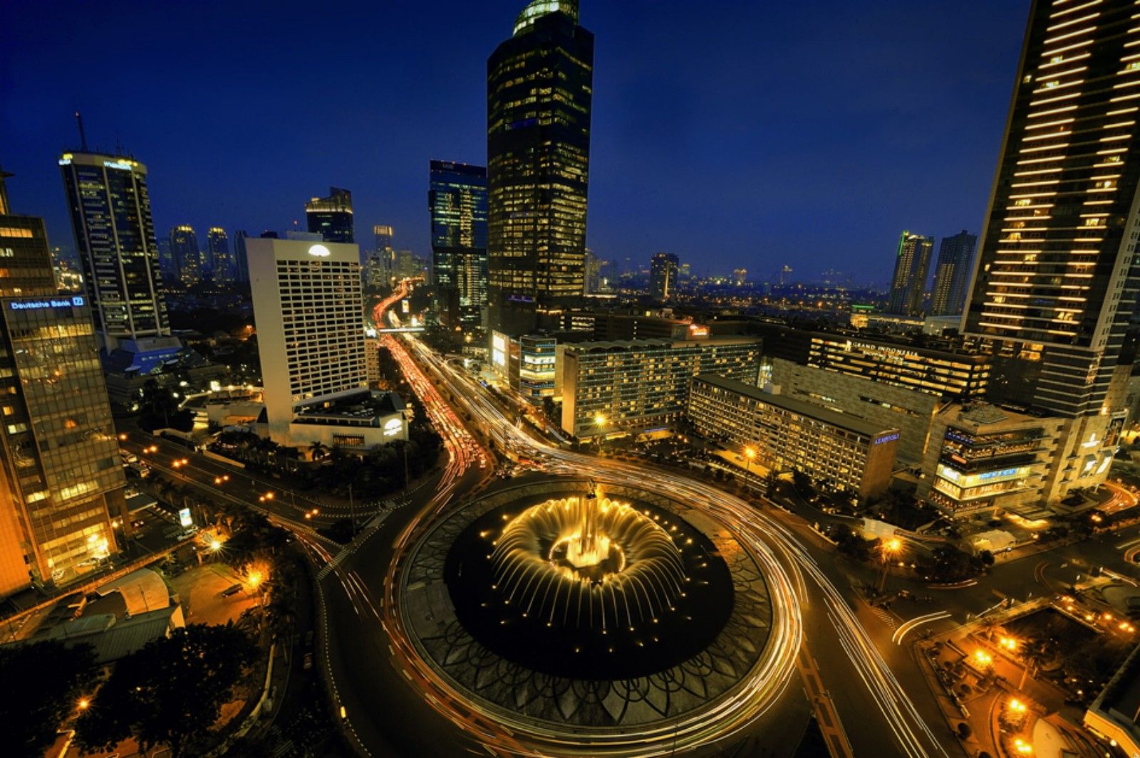 Detail Gambar Pemandangan Kota Jakarta Nomer 20