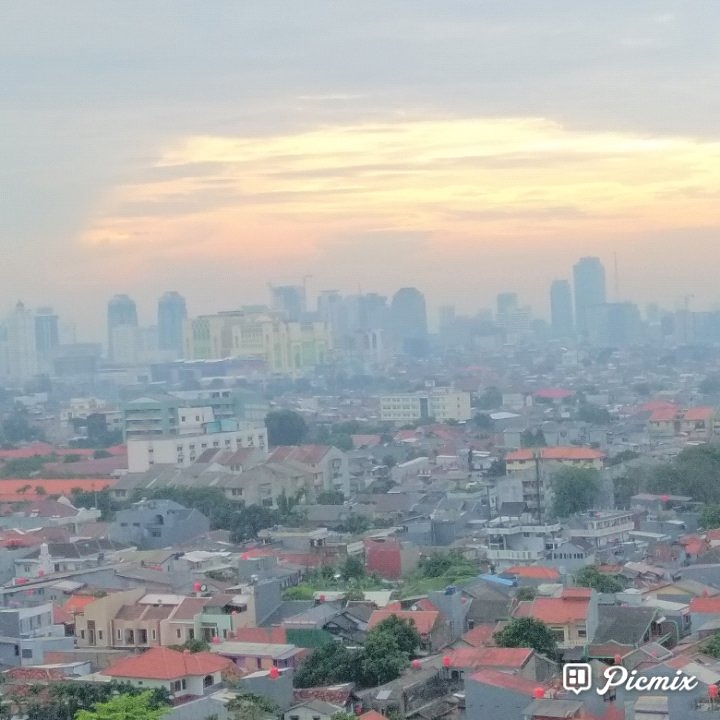 Detail Gambar Pemandangan Kota Jakarta Nomer 28