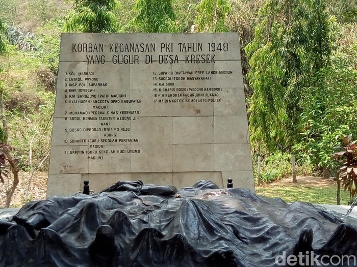 Detail Gambar Pembantaian Pki Nomer 20