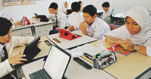 Detail Gambar Pembelajaran Di Kelas Nomer 33