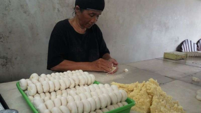 Detail Gambar Pembuatan Bakpia Nomer 31