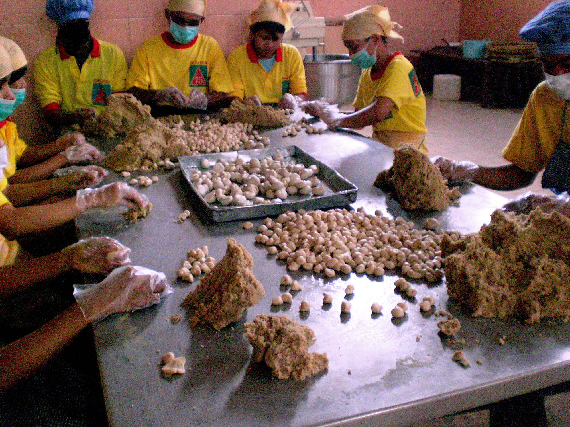 Detail Gambar Pembuatan Bakpia Nomer 5