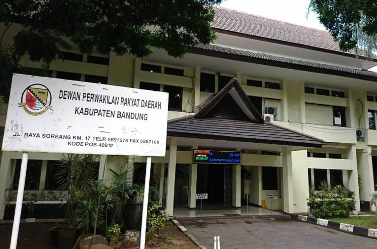 Detail Gambar Pemerintah Daerah Gambar Gedung Dprd Nomer 5