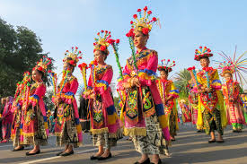 Detail Gambar Pengaruh Budaya Asing Nomer 6