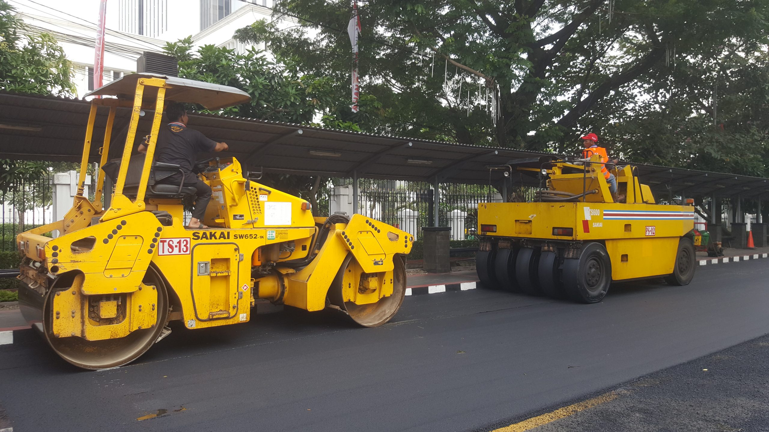 Detail Gambar Pengaspalan Jalan Nomer 42