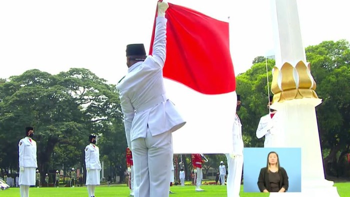 Detail Gambar Pengibaran Bendera Merah Putih Nomer 4