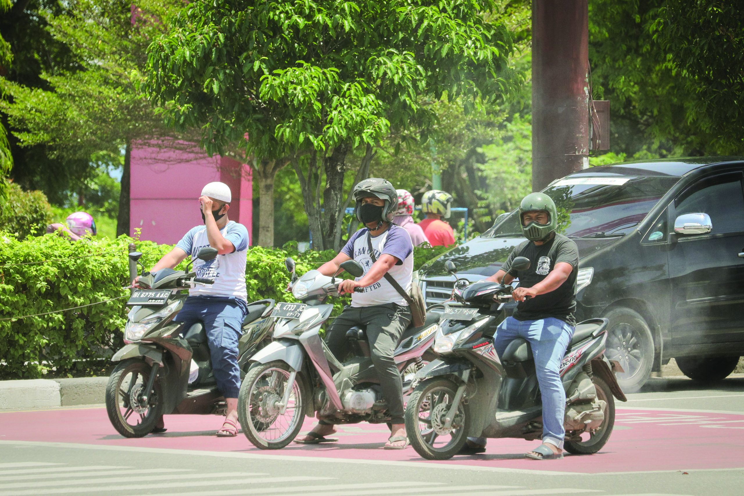 Detail Gambar Pengunaan Kendaraan Bermotor Nomer 37