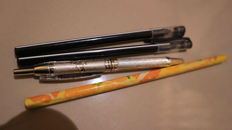 Detail Gambar Pensil Dan Pulpen Nomer 8