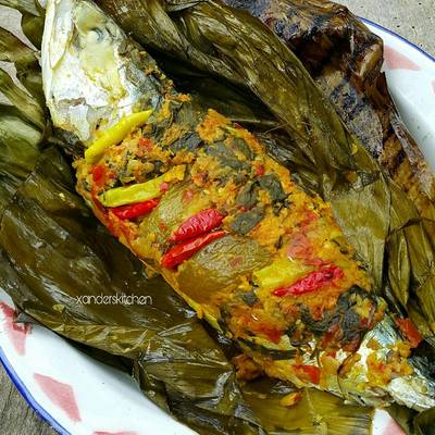 Detail Gambar Pepes Ikan Kembung Nomer 9