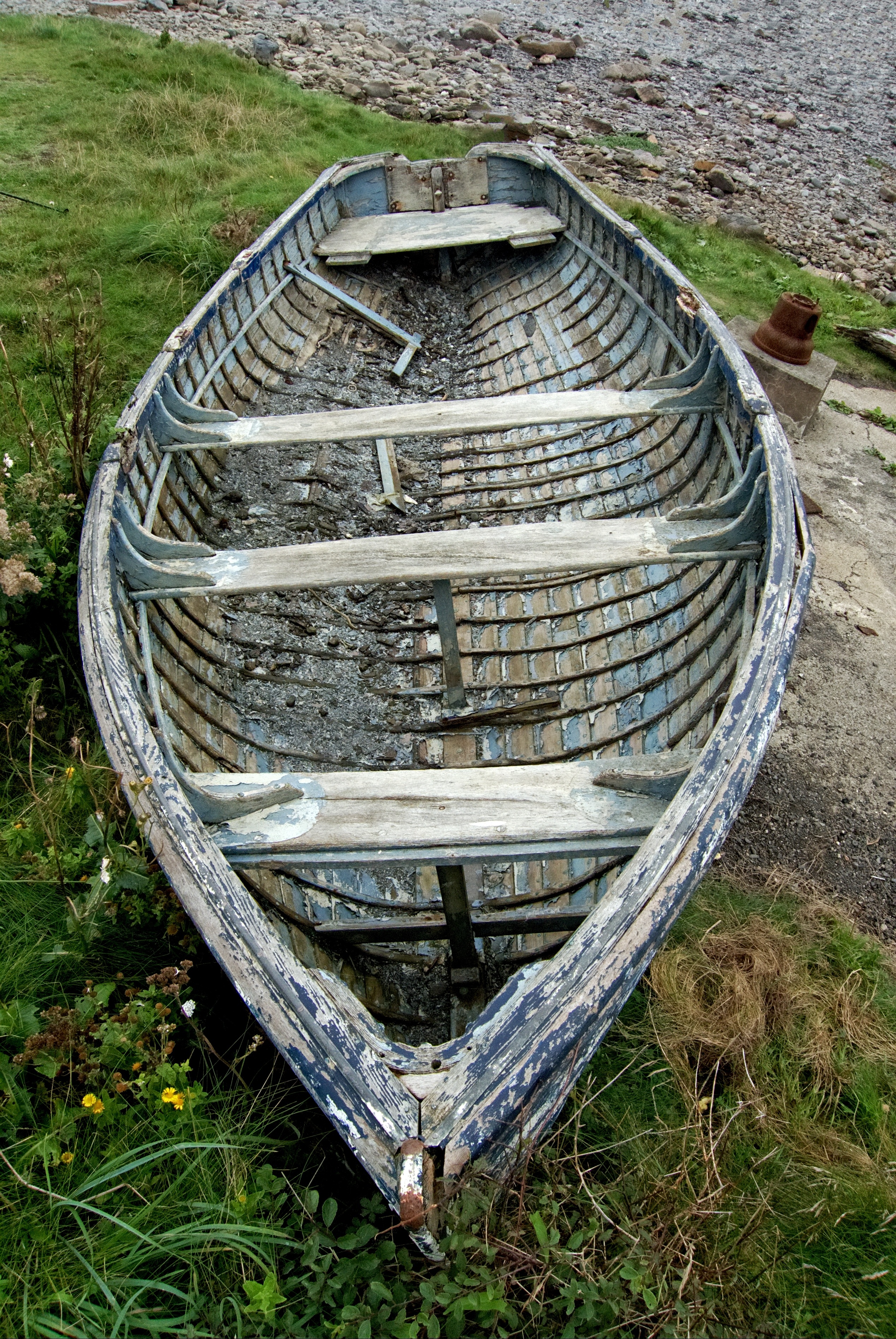 Detail Gambar Perahu Dayung Tradisional Nomer 6