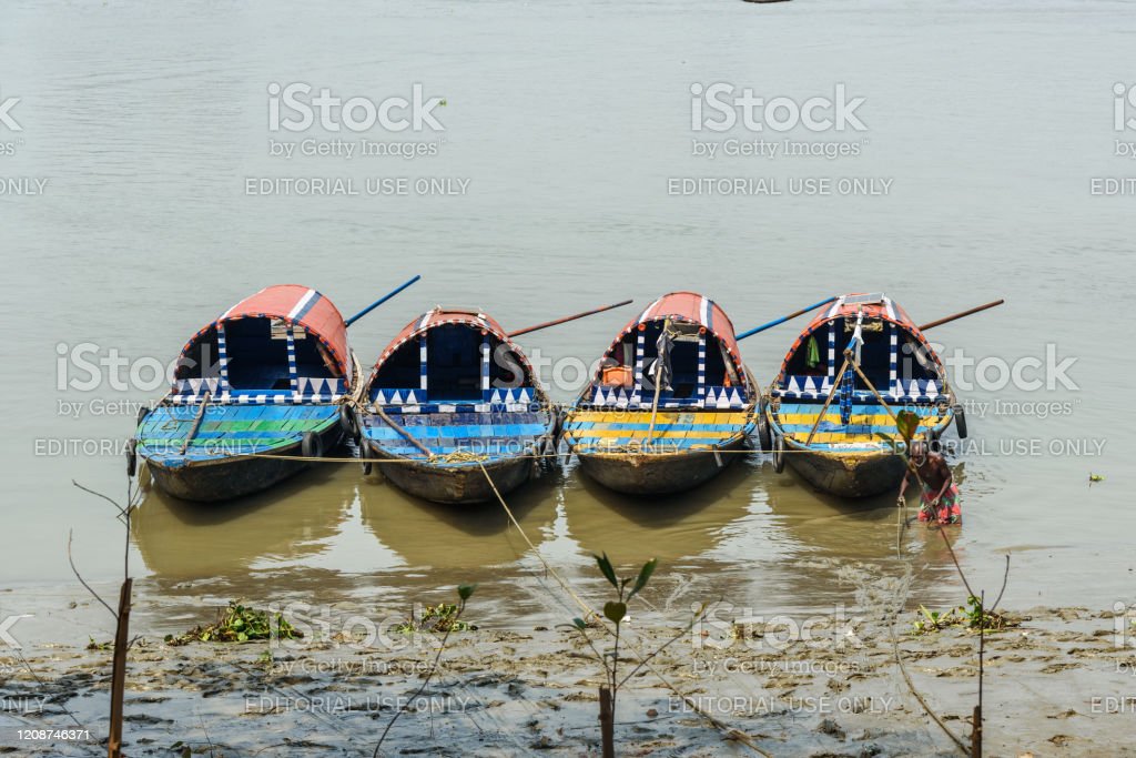 Detail Gambar Perahu Nelayan Tradisional Nomer 44