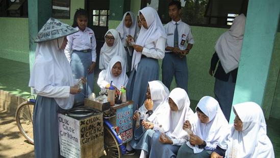 Detail Contoh Teks Negosiasi Di Sekolah Nomer 28