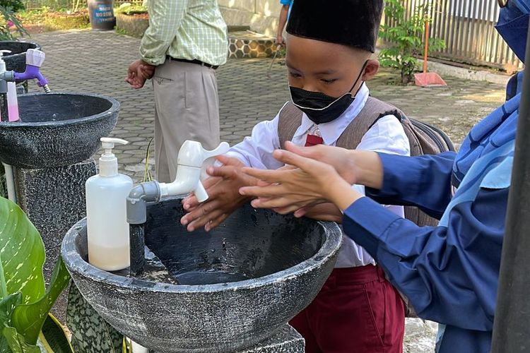 Gerakan Cuci Tangan Sekolah: Investasi Kecil dengan Dampak Kesehatan Raksasa