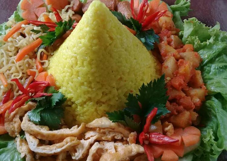 Detail Contoh Tumpeng Nasi Kuning Nomer 29