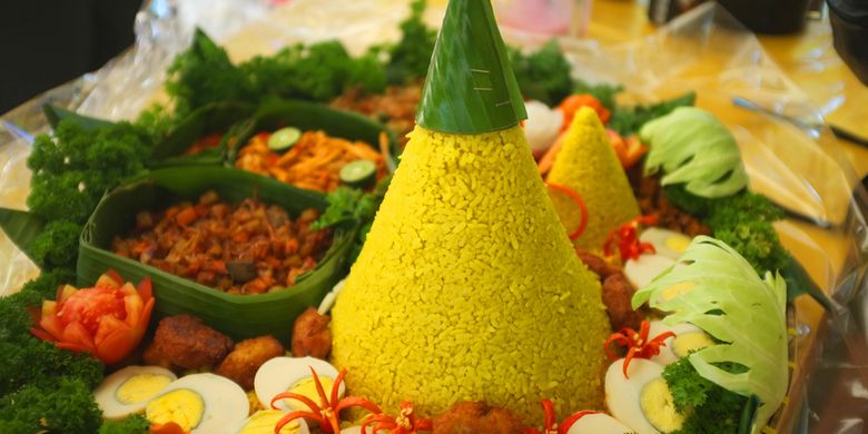 Detail Contoh Tumpeng Nasi Kuning Nomer 50