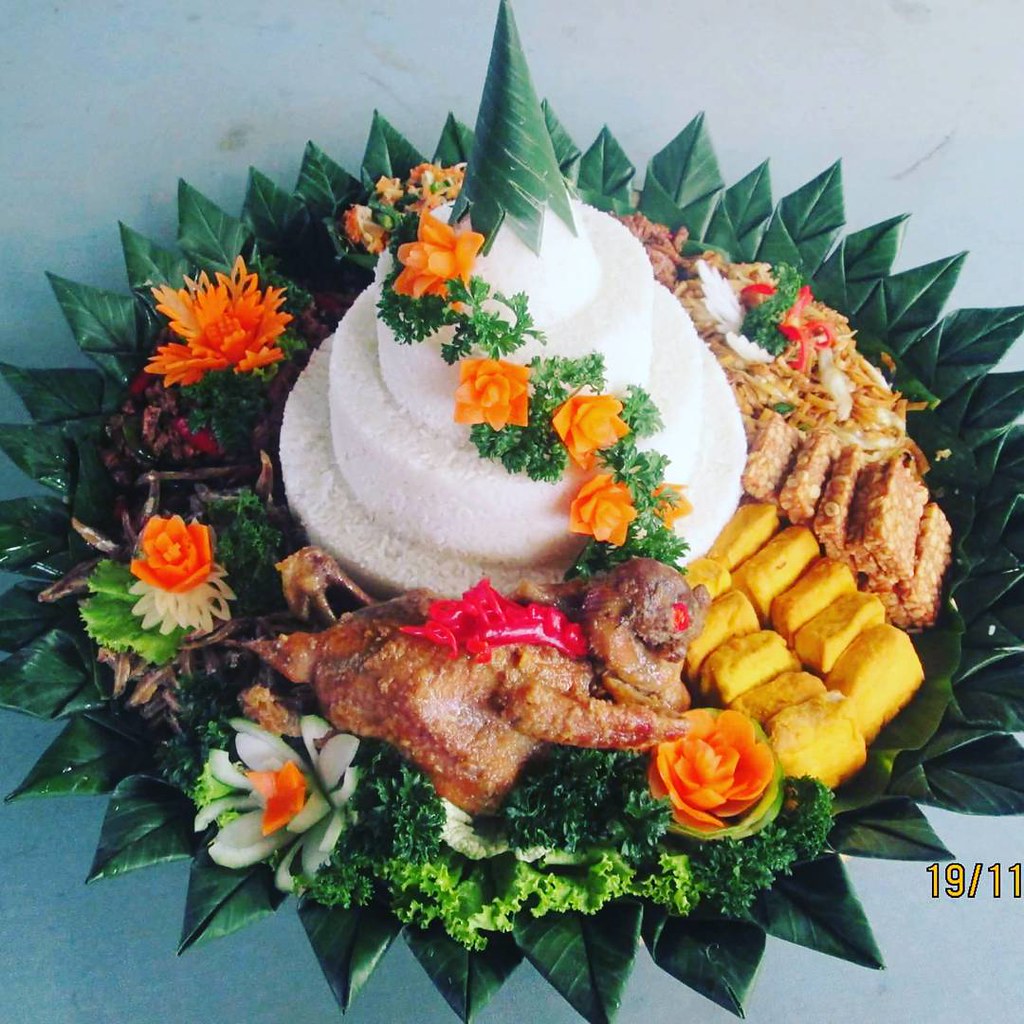 Detail Contoh Tumpeng Nasi Putih Nomer 42