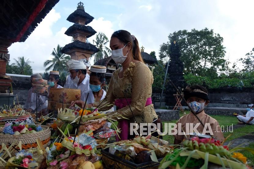 Detail Gambar Perayaan Hari Raya Hindu Nomer 31