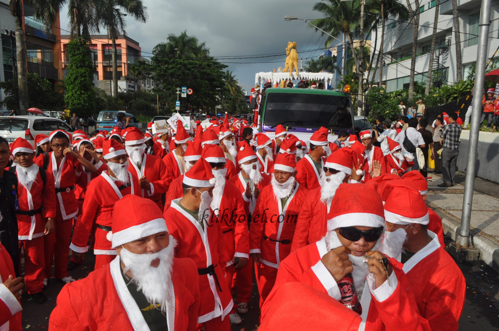 Gambar Perayaan Hari Raya Natal Kristen Katolik Di Indonesia - KibrisPDR