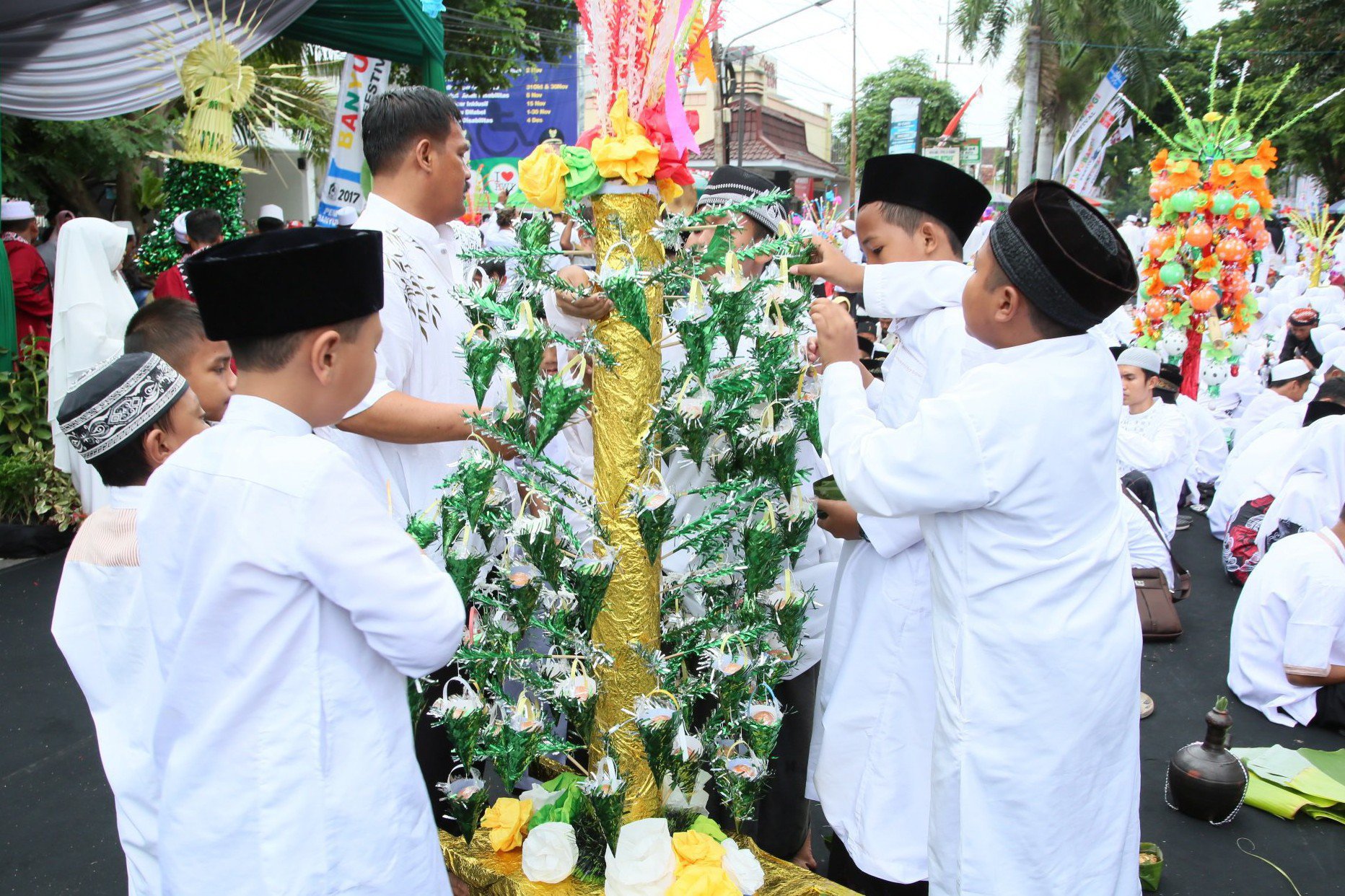 Detail Gambar Perayaan Maulid Nabi Nomer 36