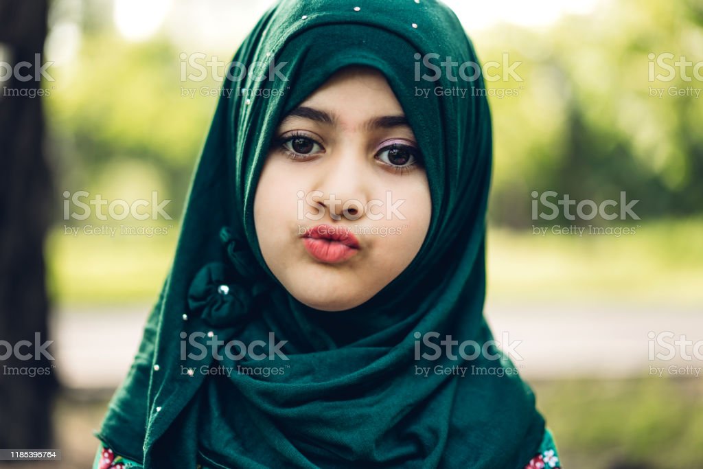Detail Gambar Perempuan Muslimah Nomer 23