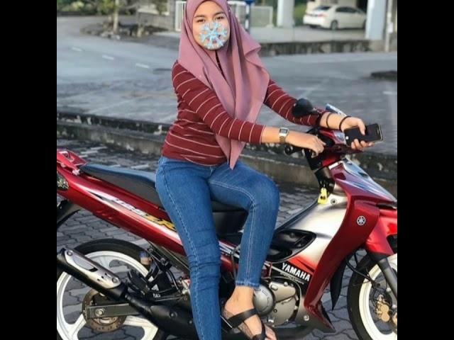 Detail Gambar Perempuan Naik Motor 125zr Nomer 3