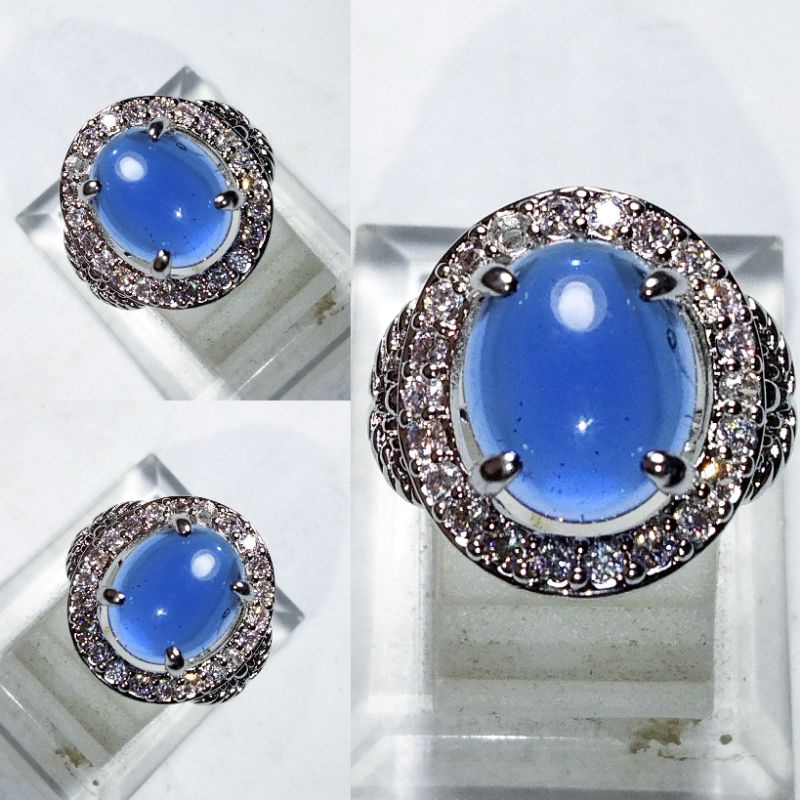 Detail Gambar Perhiasan Warna Biru Nomer 37
