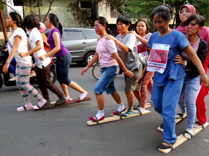 Detail Gambar Permain Khas Daerah Propinsi Seluruh Indonesia Nomer 36