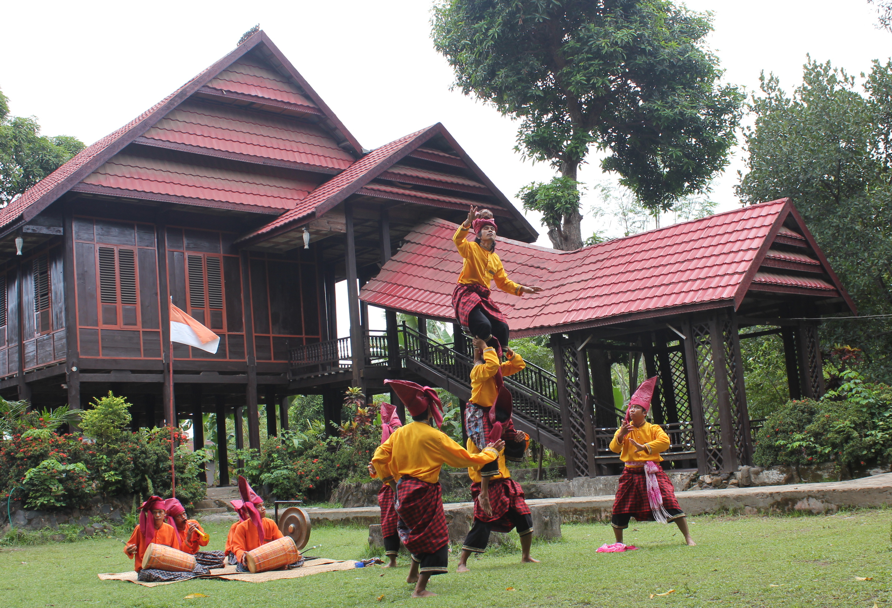 Detail Gambar Permainan Tradisional Sepak Takraw Nomer 20