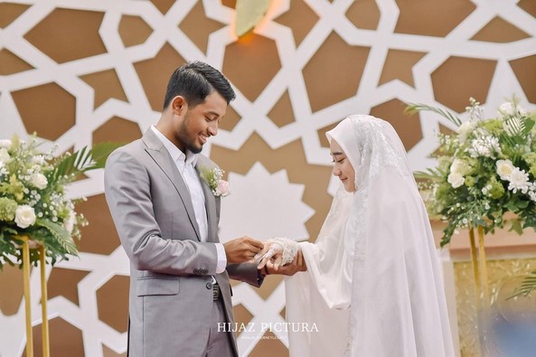 Detail Gambar Pernikahan Islami Nomer 40
