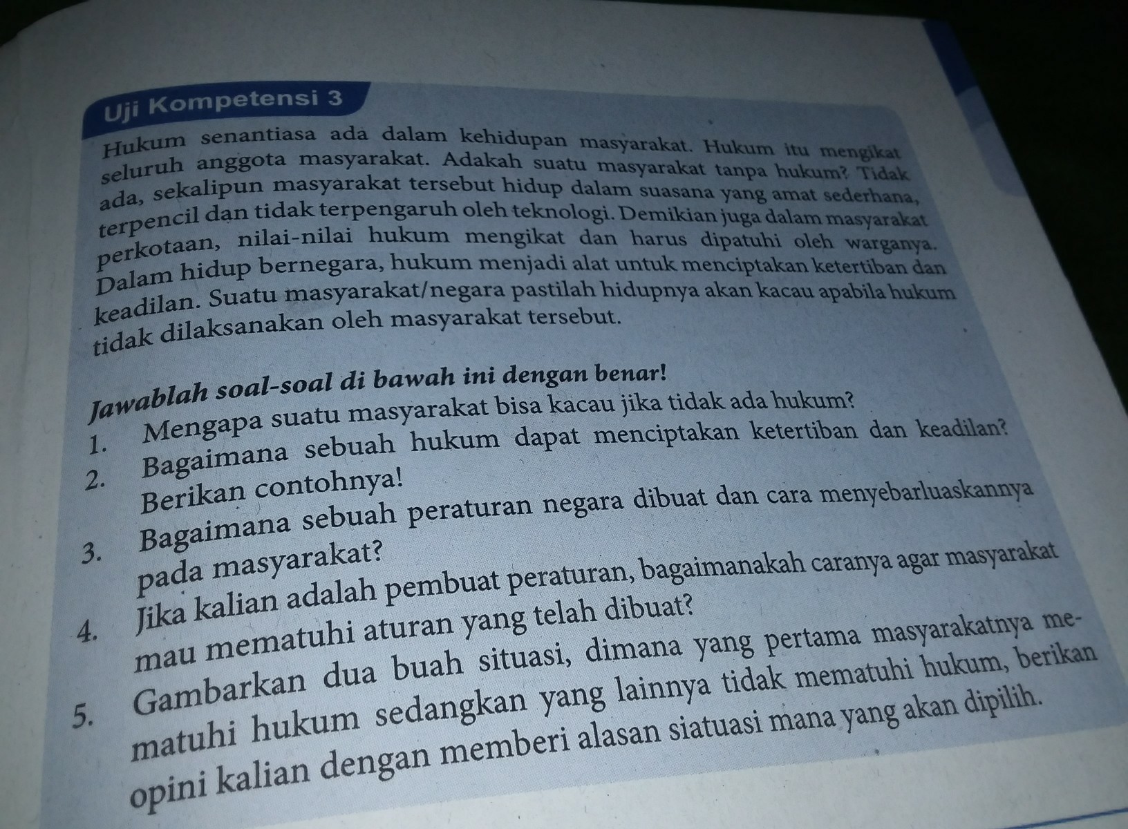 Detail Gambarkan Dua Buah Situasi Nomer 13