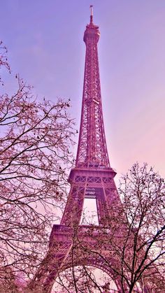 Detail Animasi Menara Eiffel Nomer 13