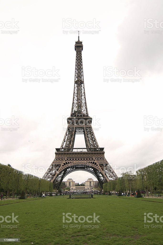 Detail Animasi Menara Eiffel Nomer 43