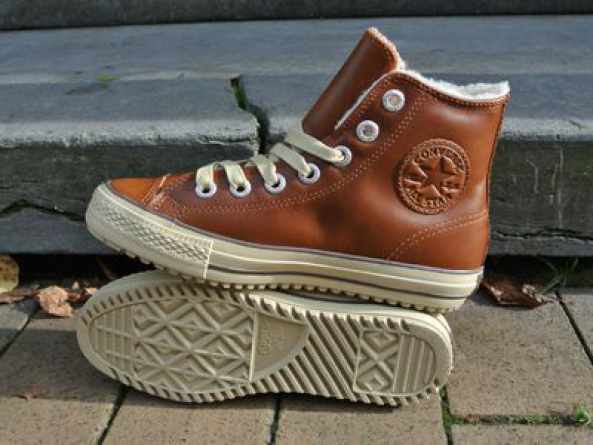 Detail Converse Pinecone Nomer 49