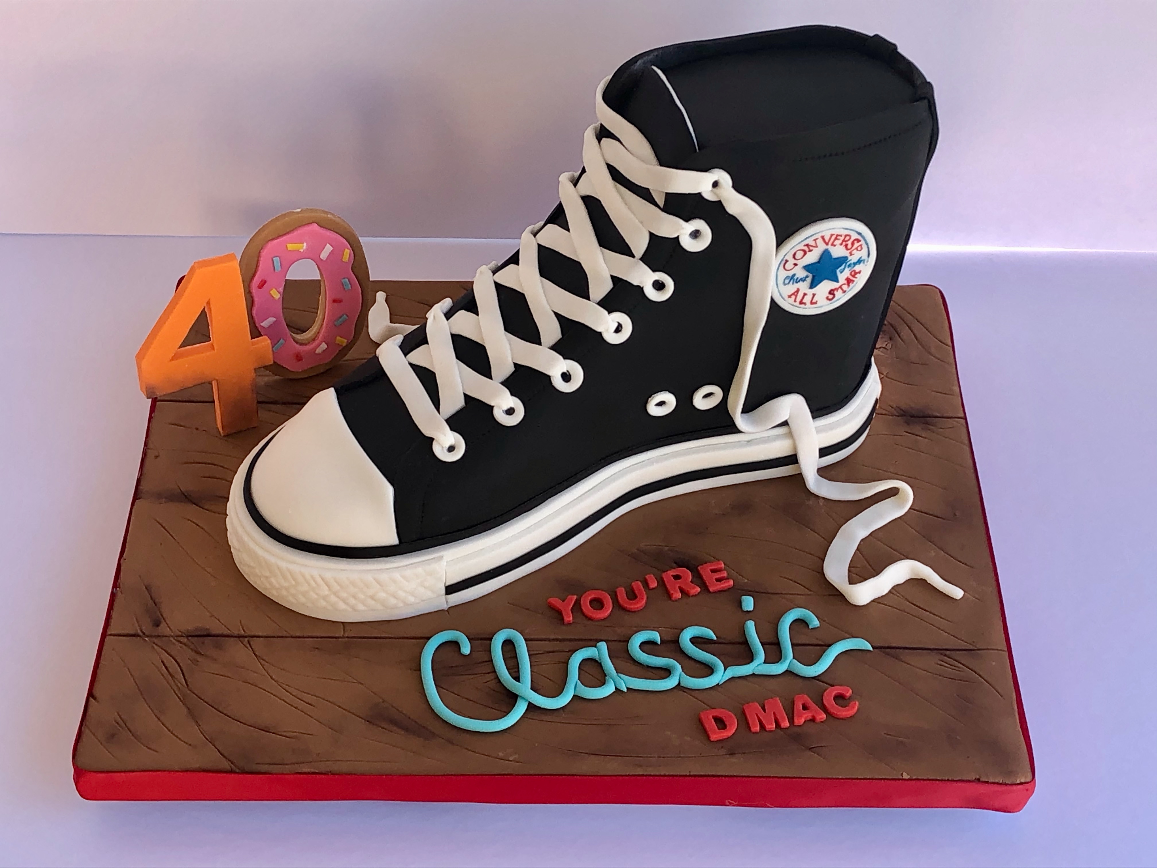 Download Converse Shoe Cake Template Nomer 6