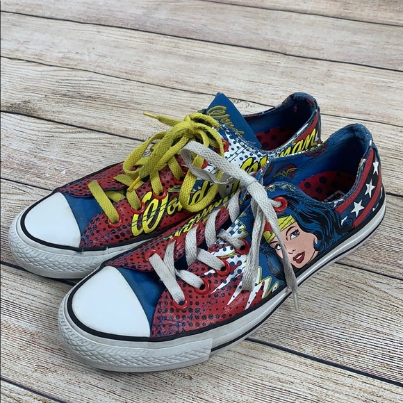 Detail Converse Wonder Woman Chucks Nomer 48