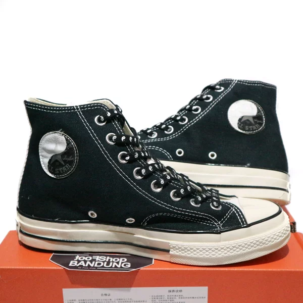 Detail Converse Yin Yang Nomer 27
