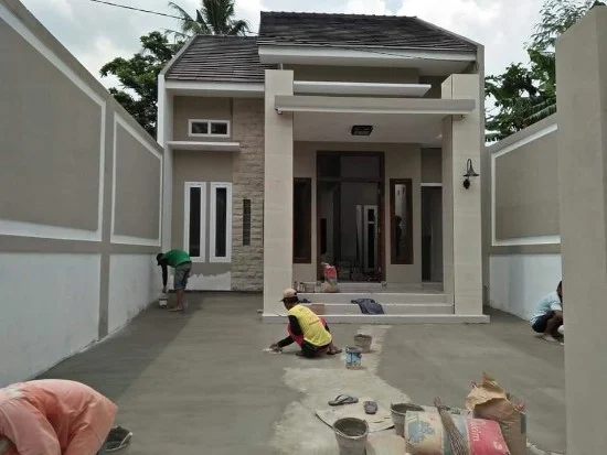 Detail Cor Halaman Depan Rumah Nomer 28