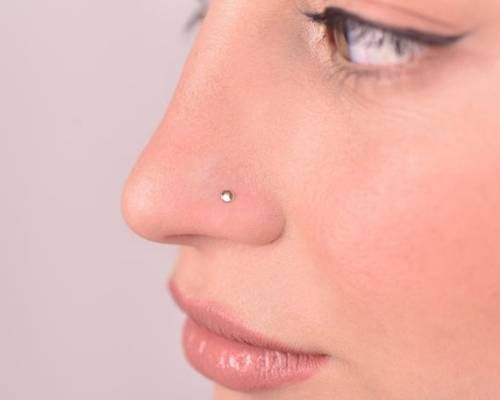 Detail Cork Nose Piercing Nomer 51