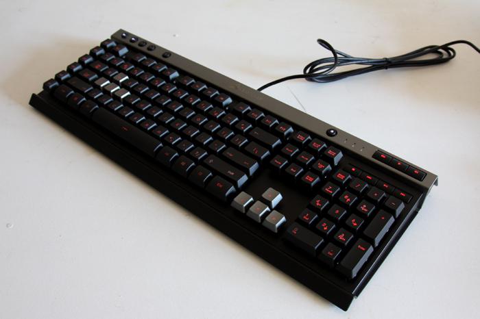 Detail Corsair Raptor K40 Keyboard Nomer 20