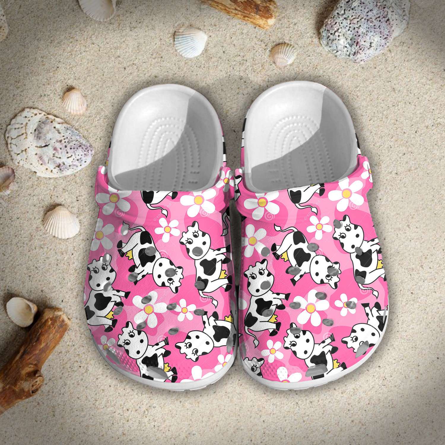 Detail Cow Flower Crocs Nomer 16